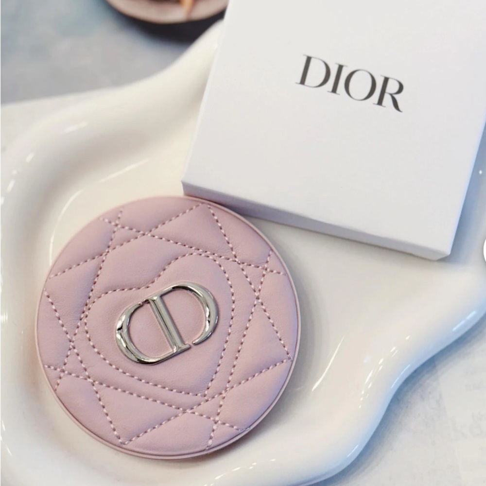 Dior Pink Mirror